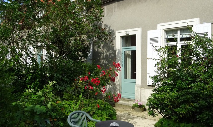 Wimille Apartment | The Artist's Den, a perfect hide-away in the countryside and by the sea