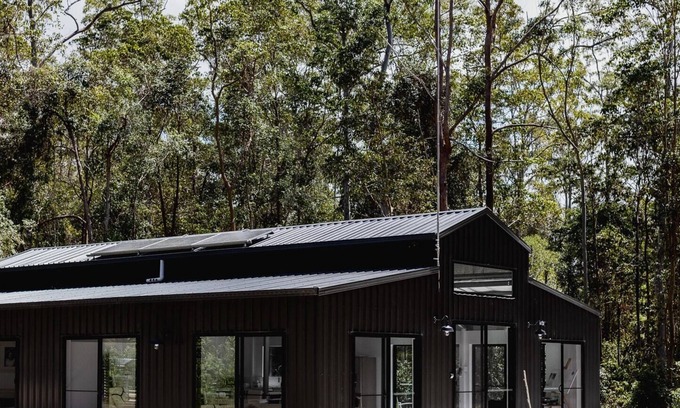 Kidaman Creek Cabin | 'The Barn' Luxury escape only 8 mins from Witta.
