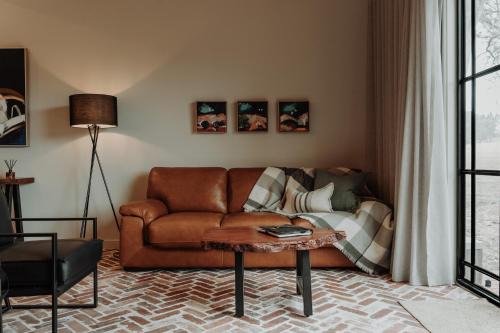 Sandy Creek Villa | The Barn - On Cockatoo Lane