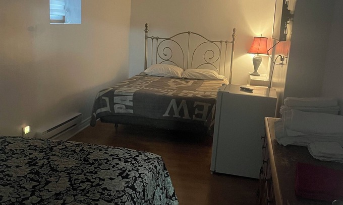 Masson-Angers Apartment | The basement