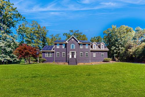 Mineral House | The BatCave at Lake Anna
