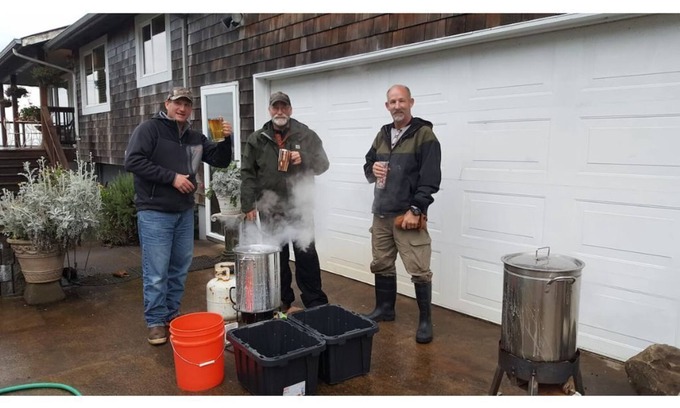Bay City House | The Bay House: Tourism/Crabbing & Fishing Paradise
