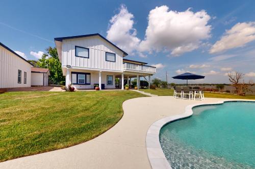 Barrett House | The Baytown Getaway - Main House