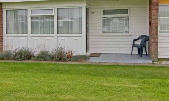 Scratby Cottage | The Beach Road Chalet Park, no. 107