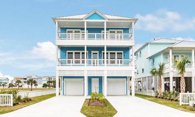 Beachside Village House | The Beacon