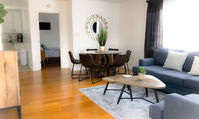 Belmont Heights Apartment | The Belmont Beach Getaway
