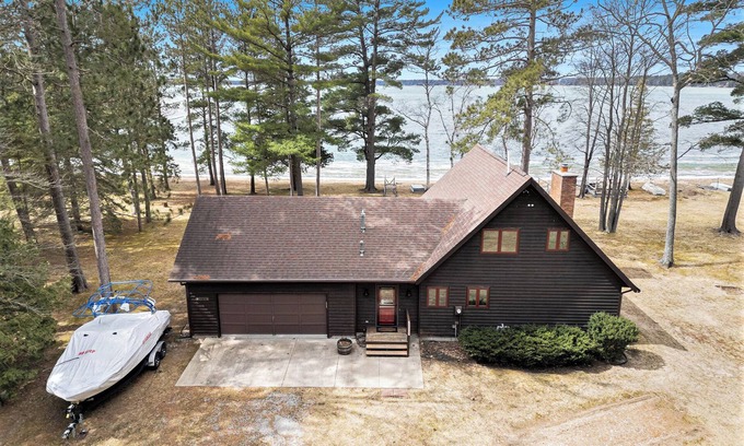 Lewiston House | The best beach on West Twin!