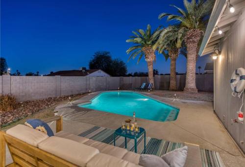 Tempe House | The Best Getaway In The Desert With Heated Pool!