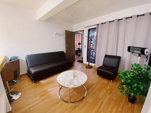 Orizaba Apartment | The best view of the river apartments garden