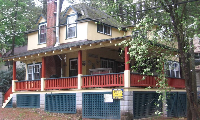 Mount Gretna Heights Cottage | The Big Porch on Boehm