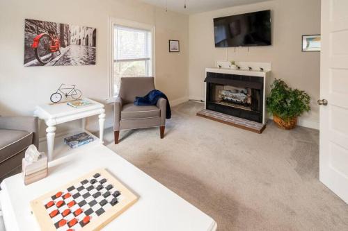 Charles City House | The Bike Path House! Cozy 2 BR w/Fireplace
