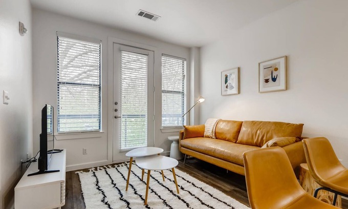 Travis Heights Apartment | The Bindel l South Congress l Professionally Managed + Pet Friendly!