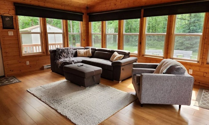 Arnes Cabin | The Birch Grove Escape