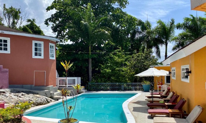 Montego Bay Bed & Breakfast | The Blue Orchid B&B