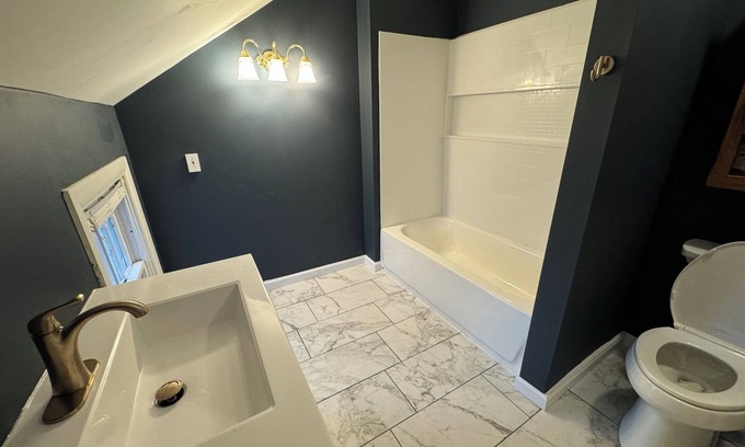 Fulton House | The Bly House