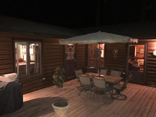 Perrysville House | The Bunkhouse