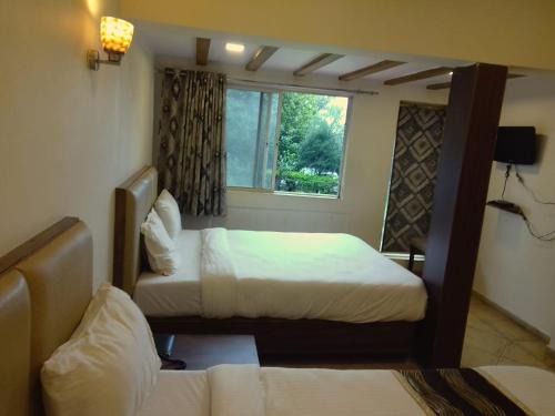 Mahabaleshwar Hotel | The Byke Sai Cottage Mahabaleshwar