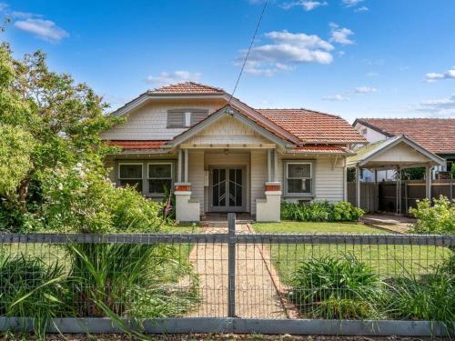Benalla House | The Californian