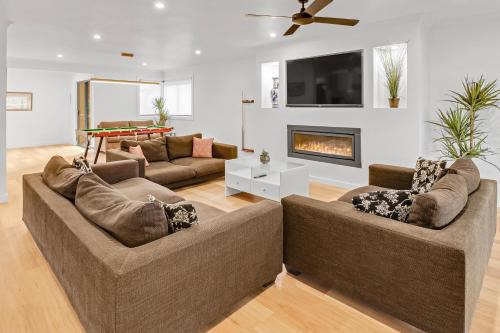 Mansfield House | The Calzburg Guest Home