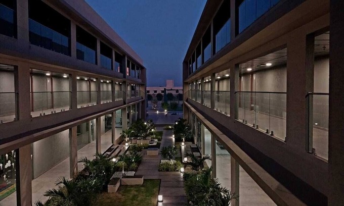 Viramgam Hotel | The Camellia by YUHI