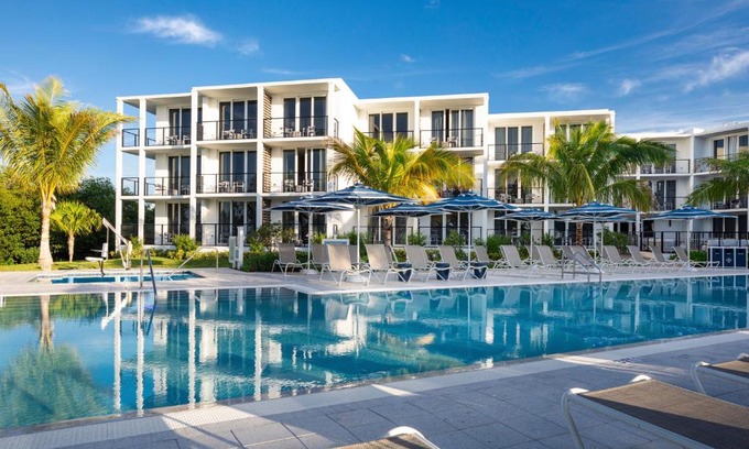 New Town Hotel | The Capitana Key West