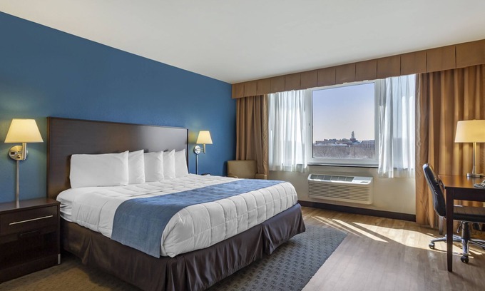 Downtown Hartford Hotel | The Capitol Hotel