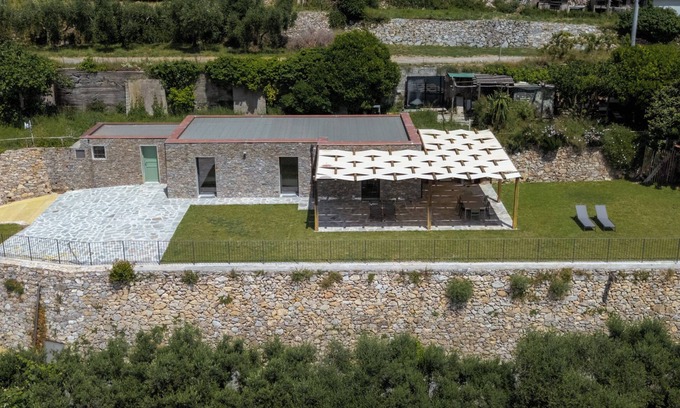 Finale Ligure Villa | The Casalo - Villa with magnificent views of the Ligurian coast and large garden