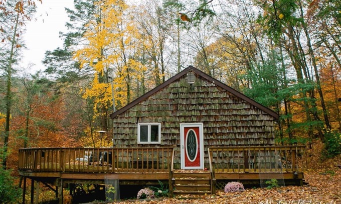 Kerhonkson Cabin | The Catskills Experience - No Car Needed