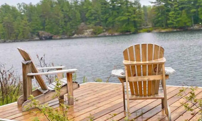 Byng Inlet Cottage | The Cedar: Awesome view + Bunkie!
