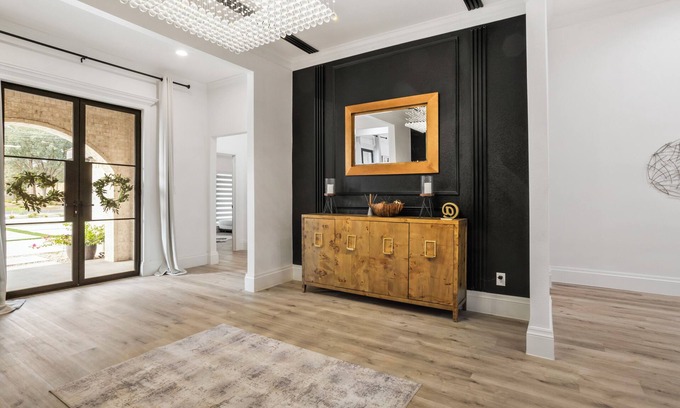 Midland House | The Chateau