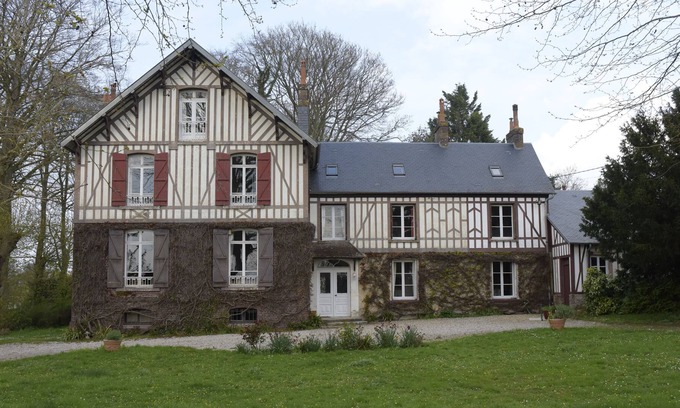 Saint-Aubin-sur-Scie Villa | the cherry orchard