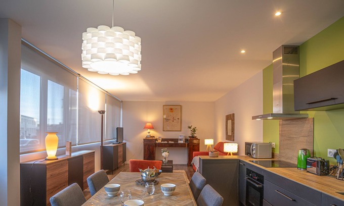 Limoges Apartment | The Chinchauvaud Cosy - Oasis of Freshness in the Heart of the City
