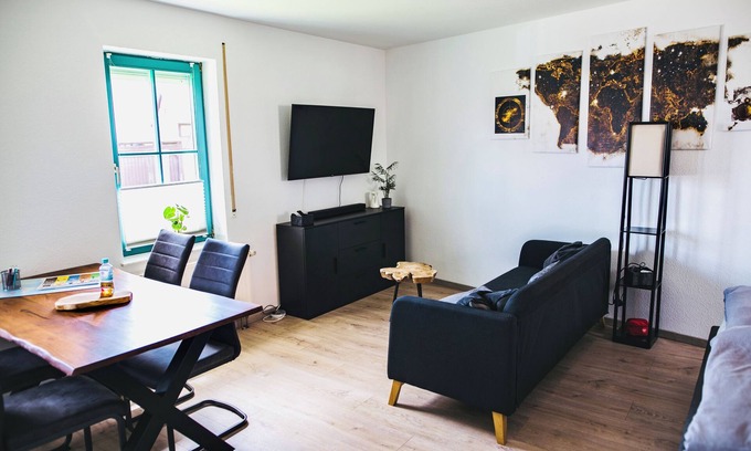 Holzhausen Apartment | The choir room - ambience at the foot of the castle