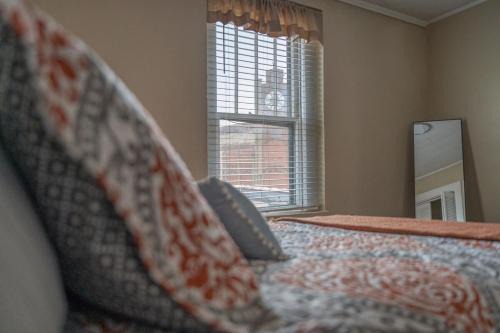 Madison Apartment | The Clocktower Suite