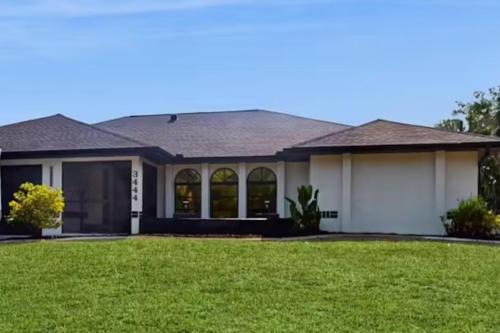 Port Charlotte - Charlotte Harbor House | The Coastal Daisy