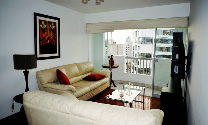 San Antonio Apartment | The Comfortable Flat Miraflores