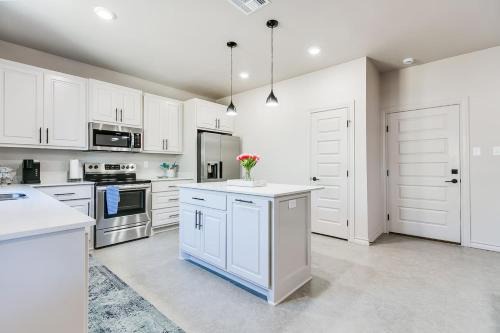 San Angelo House | The Concho 3 BR 2.5 BA