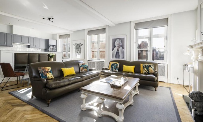 City of Westminster Apartment | The Connaught Suite