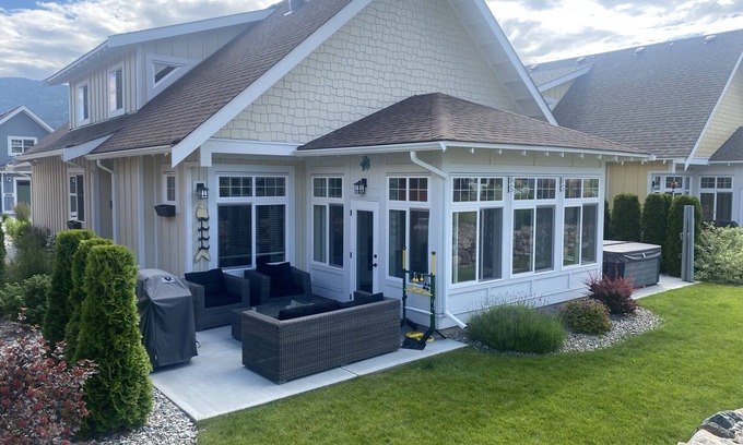 Okanagan-Similkameen Cottage | The Cottages on Lake Osoyoos