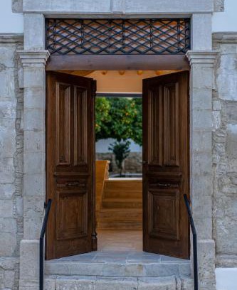 Episkopi House | The Courtyard Episkopi Guest Houses
