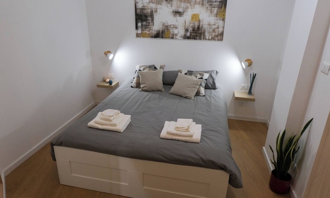 Caccamo Apartment | The courtyard