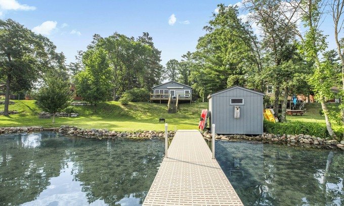 Crosslake Cabin | The Cozy Cub-A Rustic Cozy Cabin in Crosslake