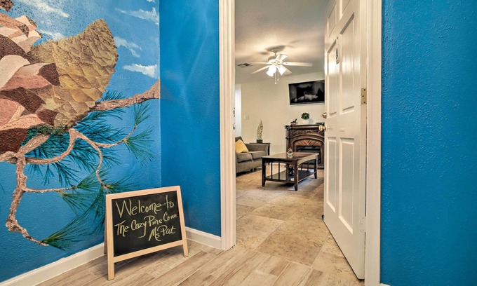 Prairie View Apartment | 'The Cozy Pine Cone' Home Base: Walk to PVAMU
