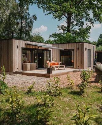 Ursel House | The Cozy Squirrel