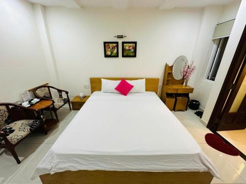 Hoan Kiem Apartment | The Crystal Gate Hanoi-Elegant Retreat with Elevator Access-Coffee 24-7