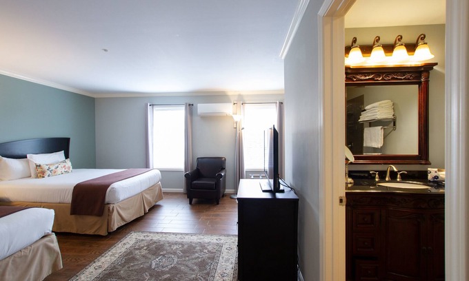 Dahlonega Hotel | The Dahlonega Square Hotel & Villlas