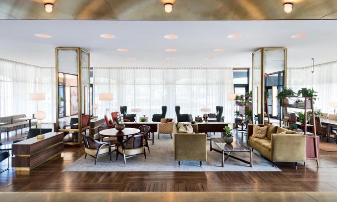 Downtown Charleston Hotel | The Dewberry Charleston