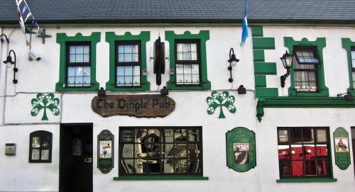 Dingle House | The Dingle Pub Rooms