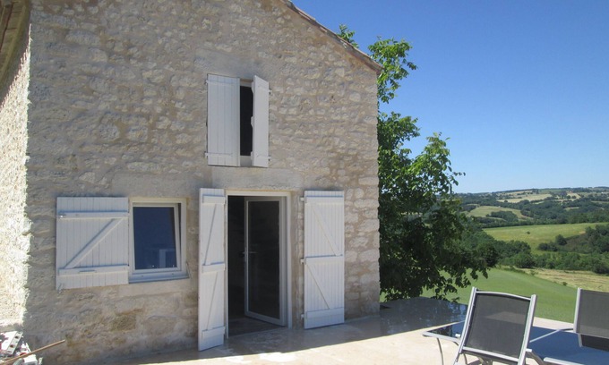 Virac Cottage | The dovecote of Castièges