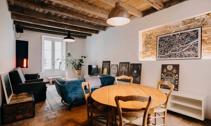 Decre-Cathedrale Apartment | The Duché - Superb historic city center apartment